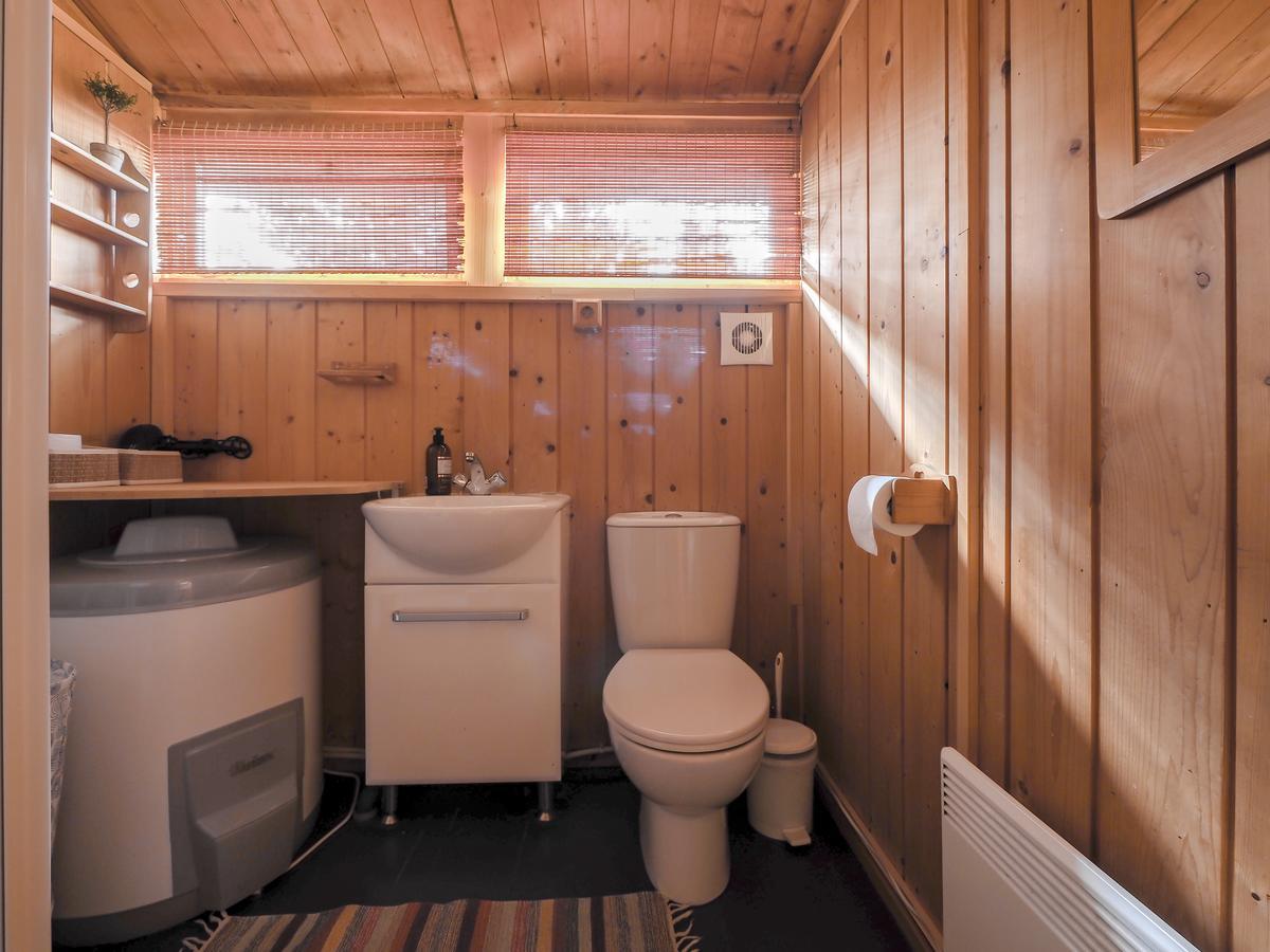 Lovely Cabin In The Capital Area With Hot Tube Hafnarfjörður Exteriör bild